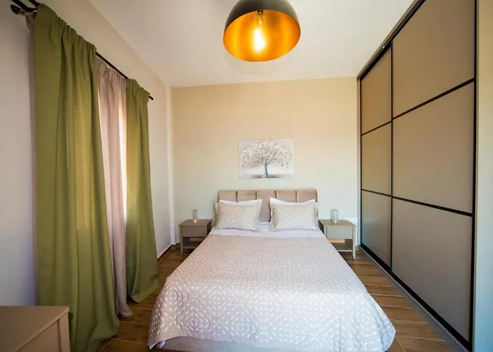 Syrene Luxury 아파트 *